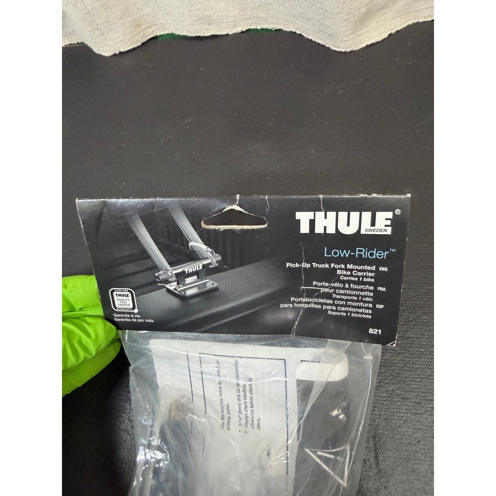 Thule Low-Rider 821 Pick-Up Truck Fork Mounted Bike Carrier‎ Black